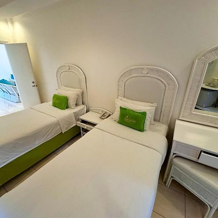 Pacific Cebu Resort Мактан Екстер'єр фото